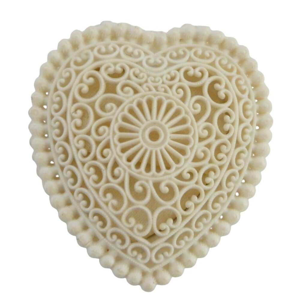 vtg filigree plastic heart ring box keepsake DENNISON USA